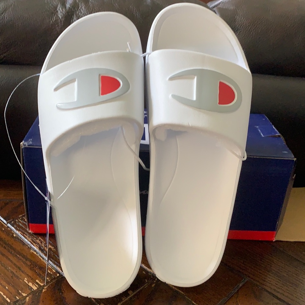 Champion White Logo Slide Sandals Size 7 NWT